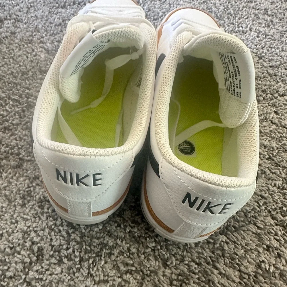 Women’s Nike Court Legacy Next Nature - Picture 5 of 7